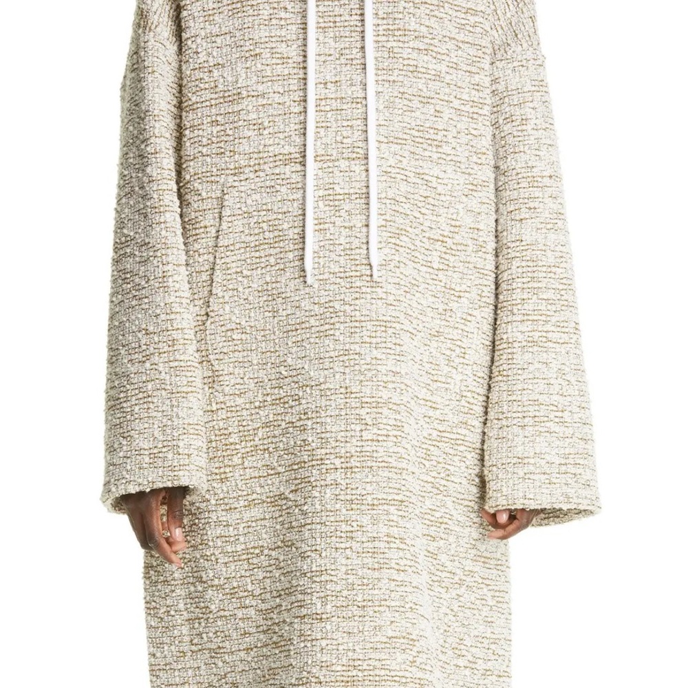 St. John Cream and Tan Knit Poncho